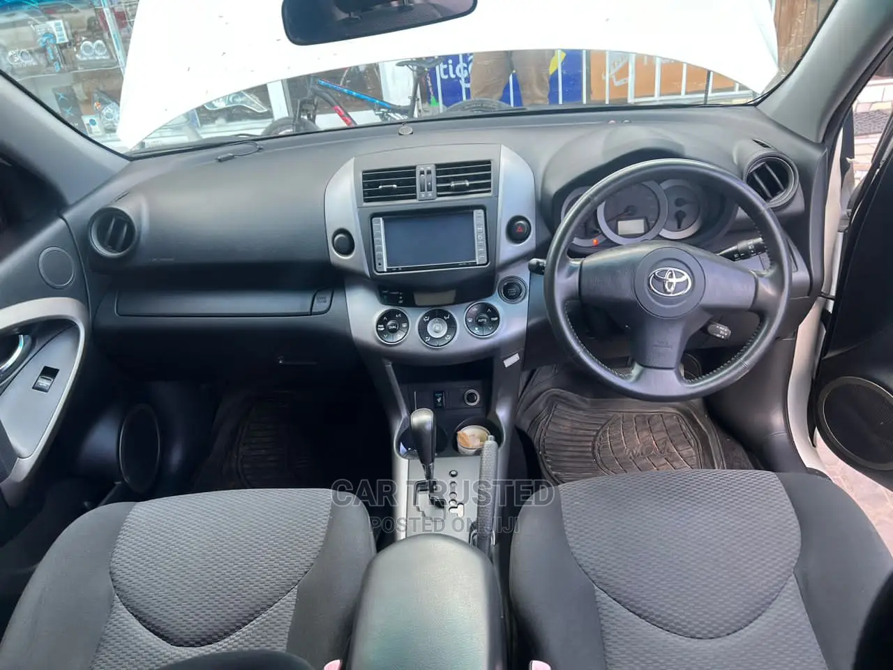 Toyota RAV4 2.0 D-4d 4x4 Executive 2005 White