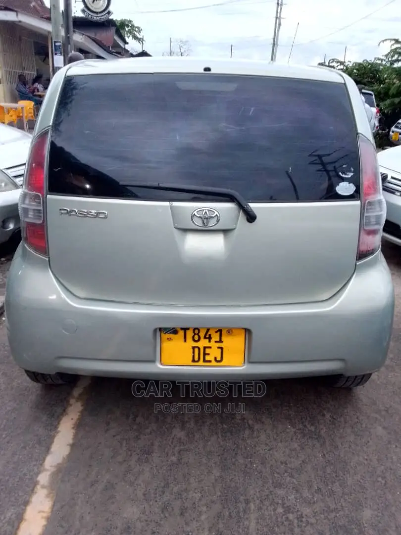 Toyota Passo 1.3 FWD 2005 Silver