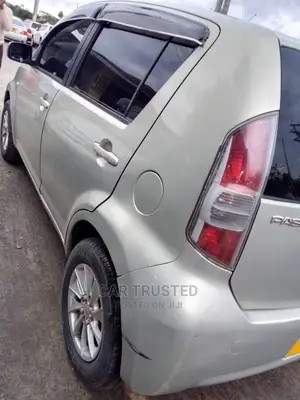 Toyota Passo 1.3 FWD 2005 Silver