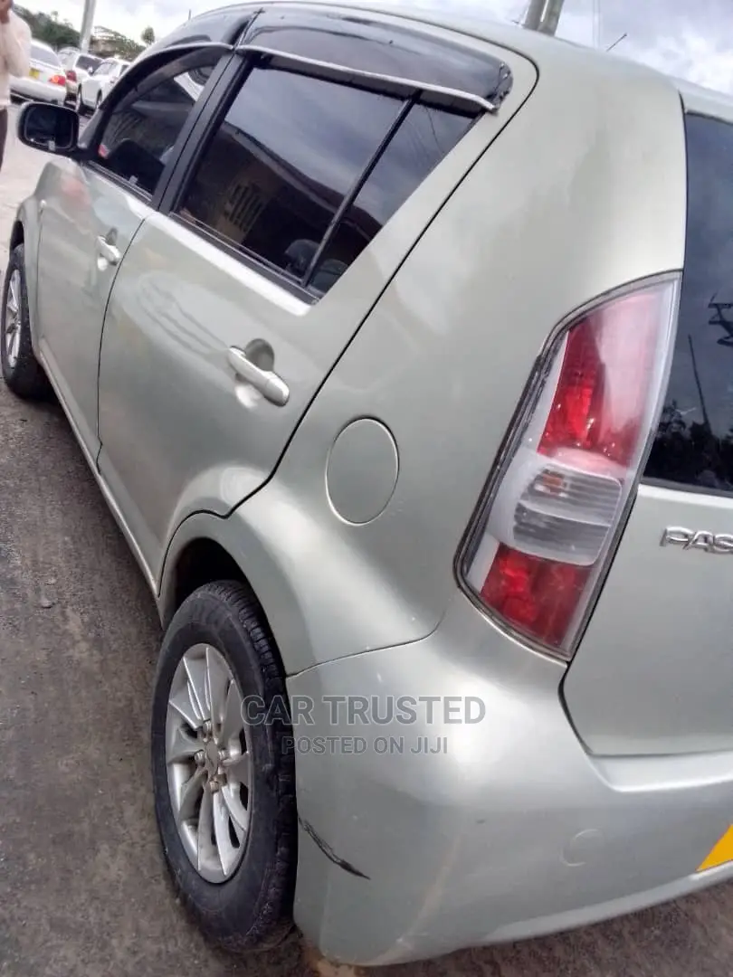 Toyota Passo 1.3 FWD 2005 Silver