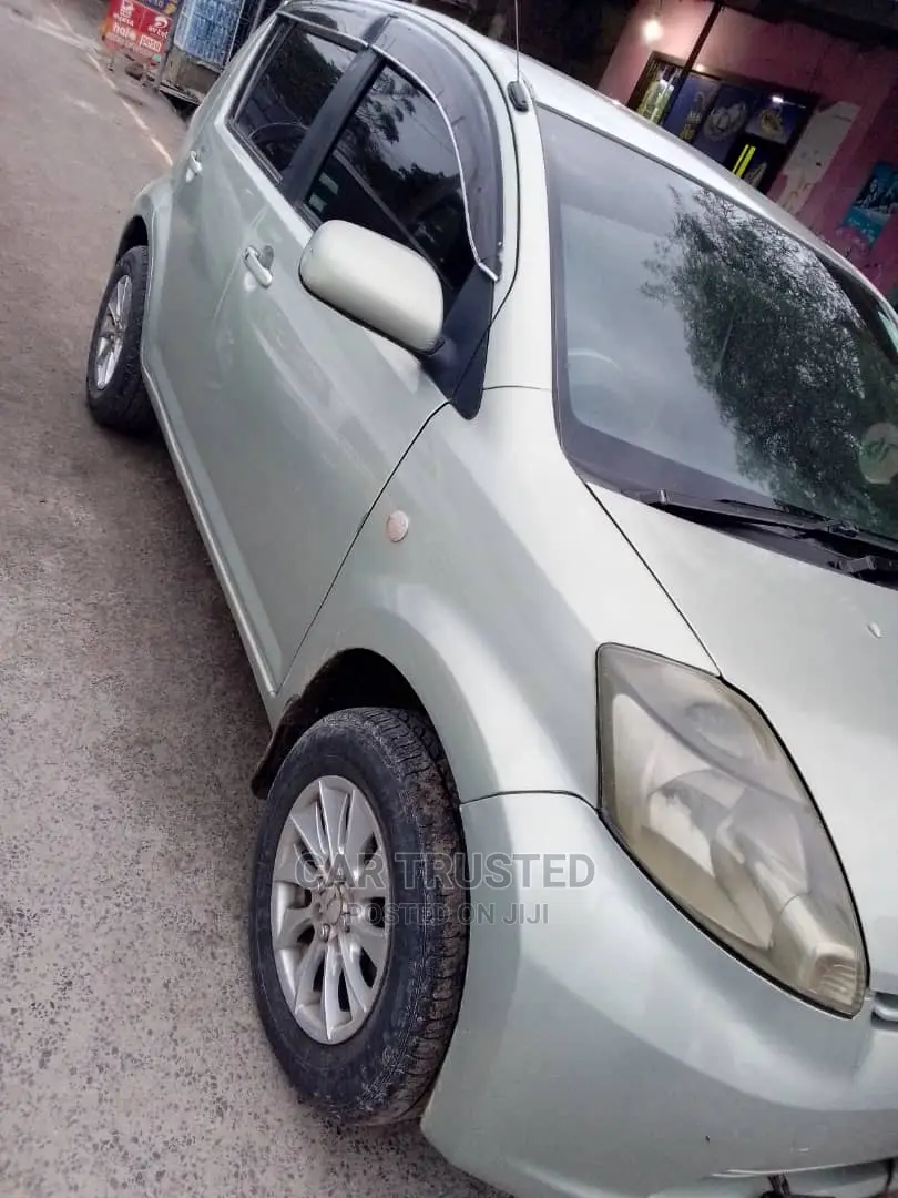 Toyota Passo 1.3 FWD 2005 Silver