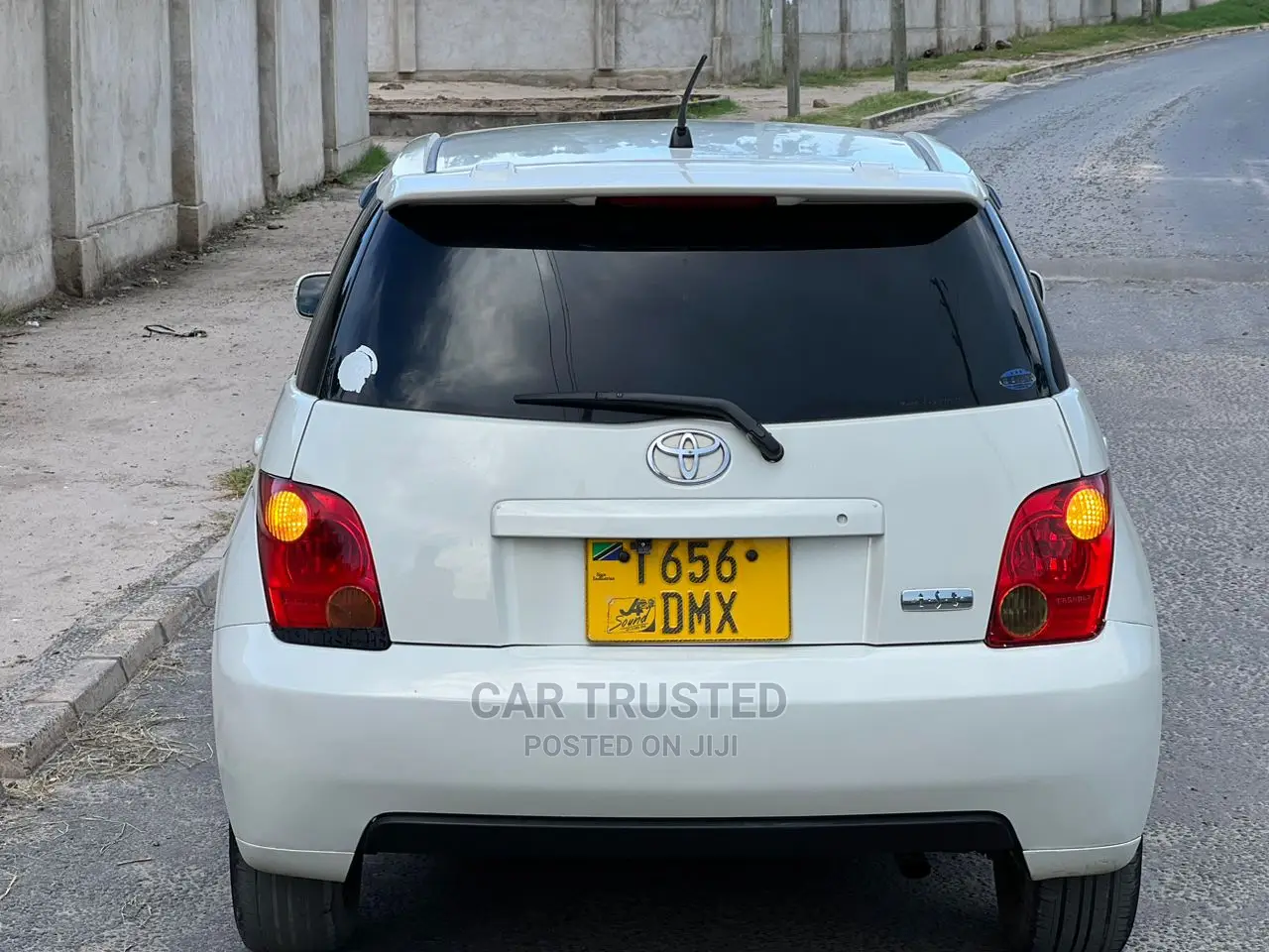 Toyota IST 2003 White
