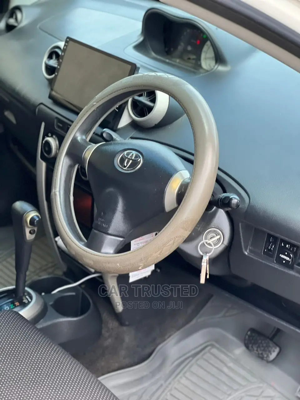 Toyota IST 2003 White