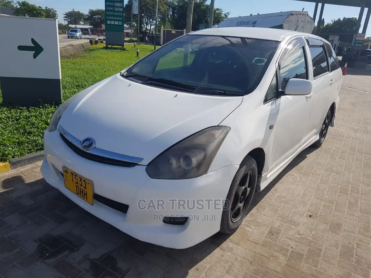 Toyota Wish 2004 White
