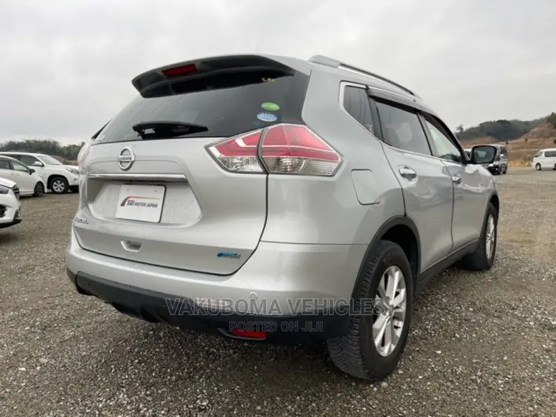 Nissan X-Trail 2016 Silver