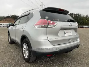 Nissan X-Trail 2016 Silver