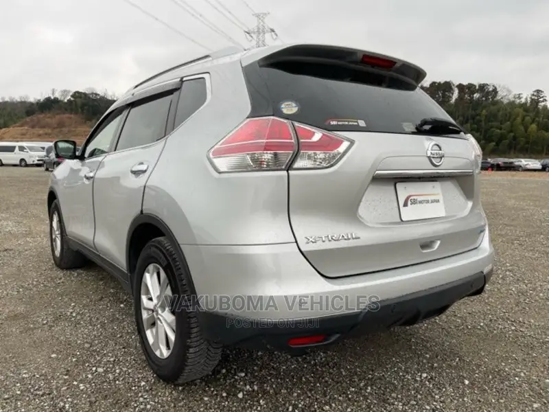 Nissan X-Trail 2016 Silver