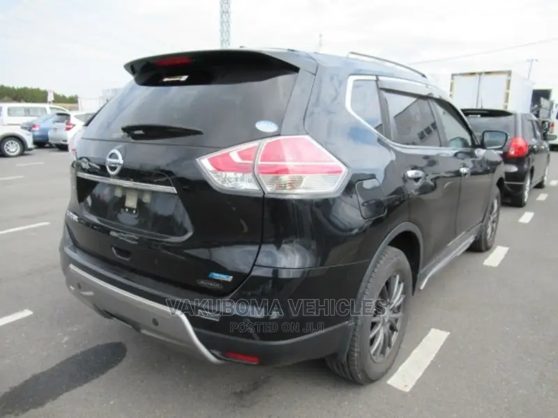 Nissan X-Trail 2016 Black
