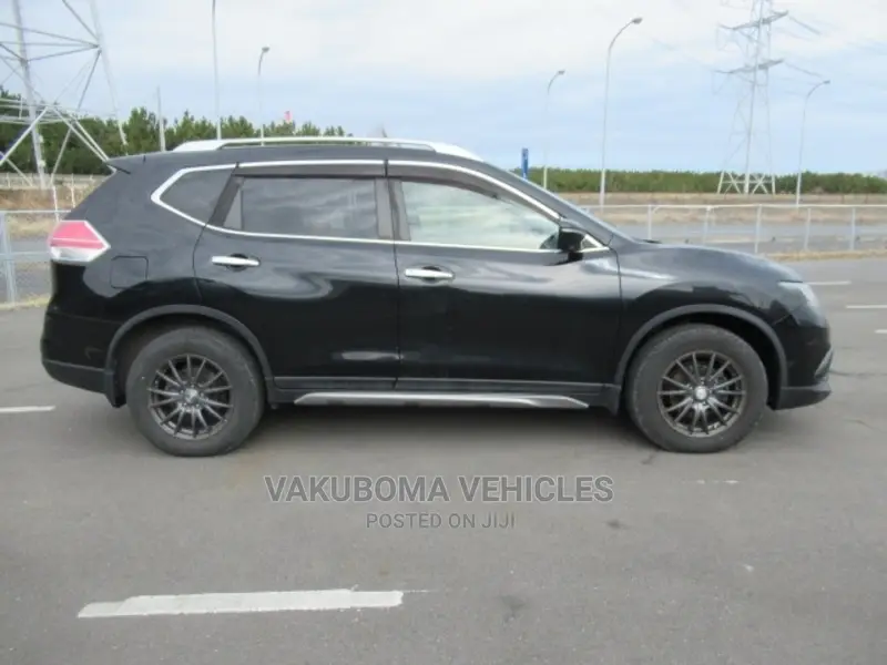 Nissan X-Trail 2016 Black