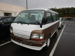 Toyota HiAce 2001 White