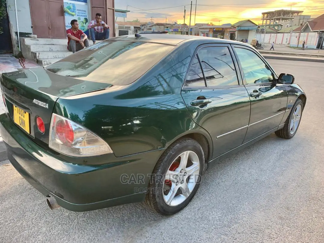 Toyota Altezza 2002 Green