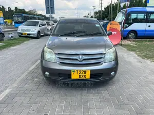 Toyota IST 2003 Brown