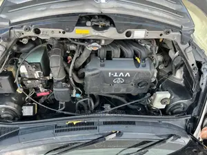Toyota IST 2003 Brown