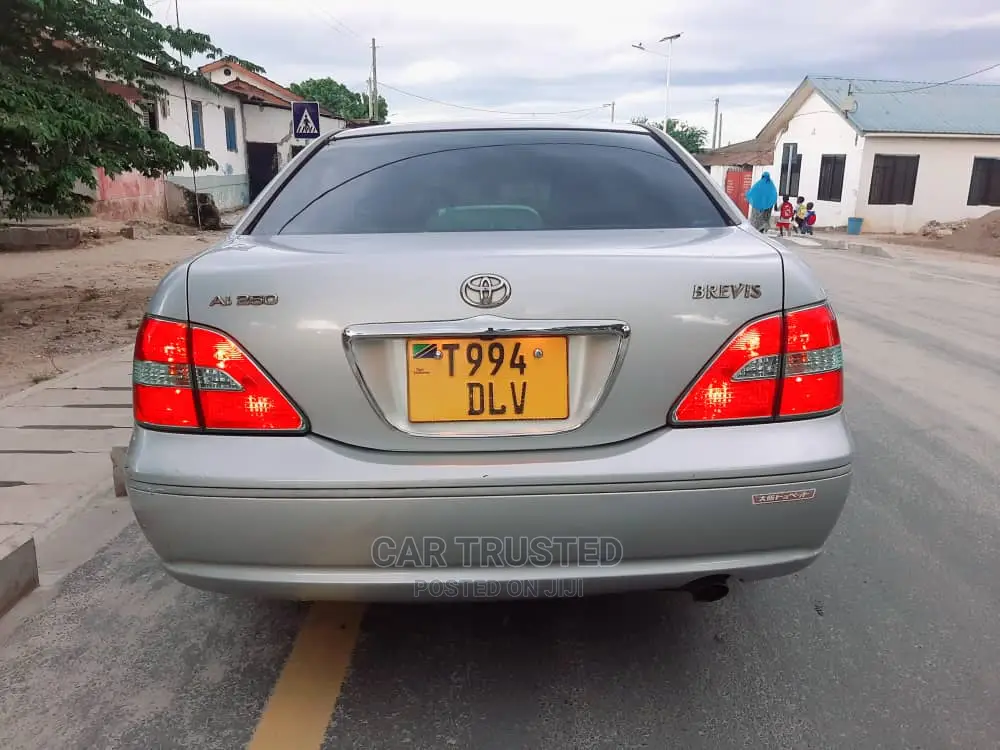 Toyota Brevis 2005 Silver