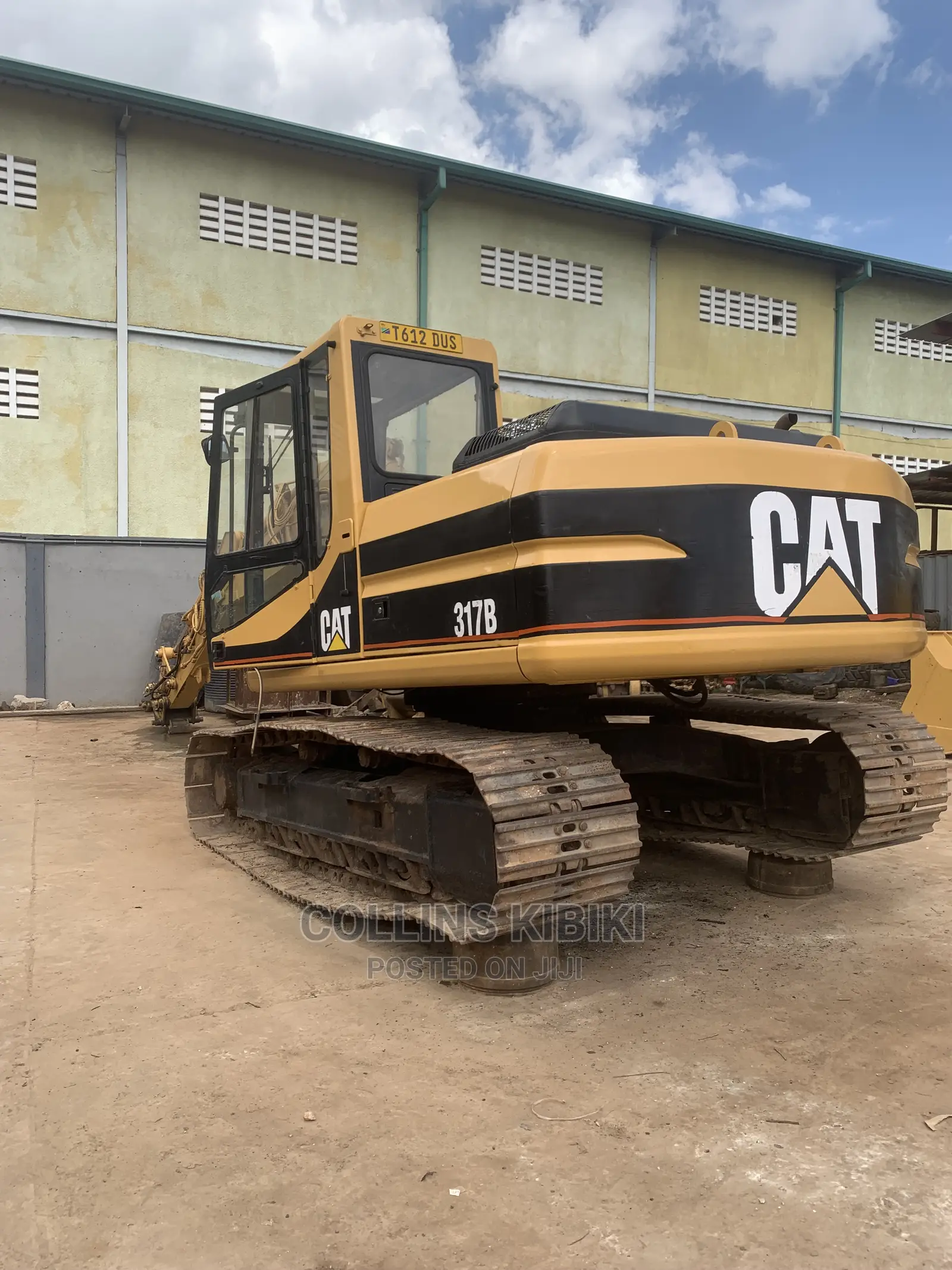 Cat 317 B Excavator