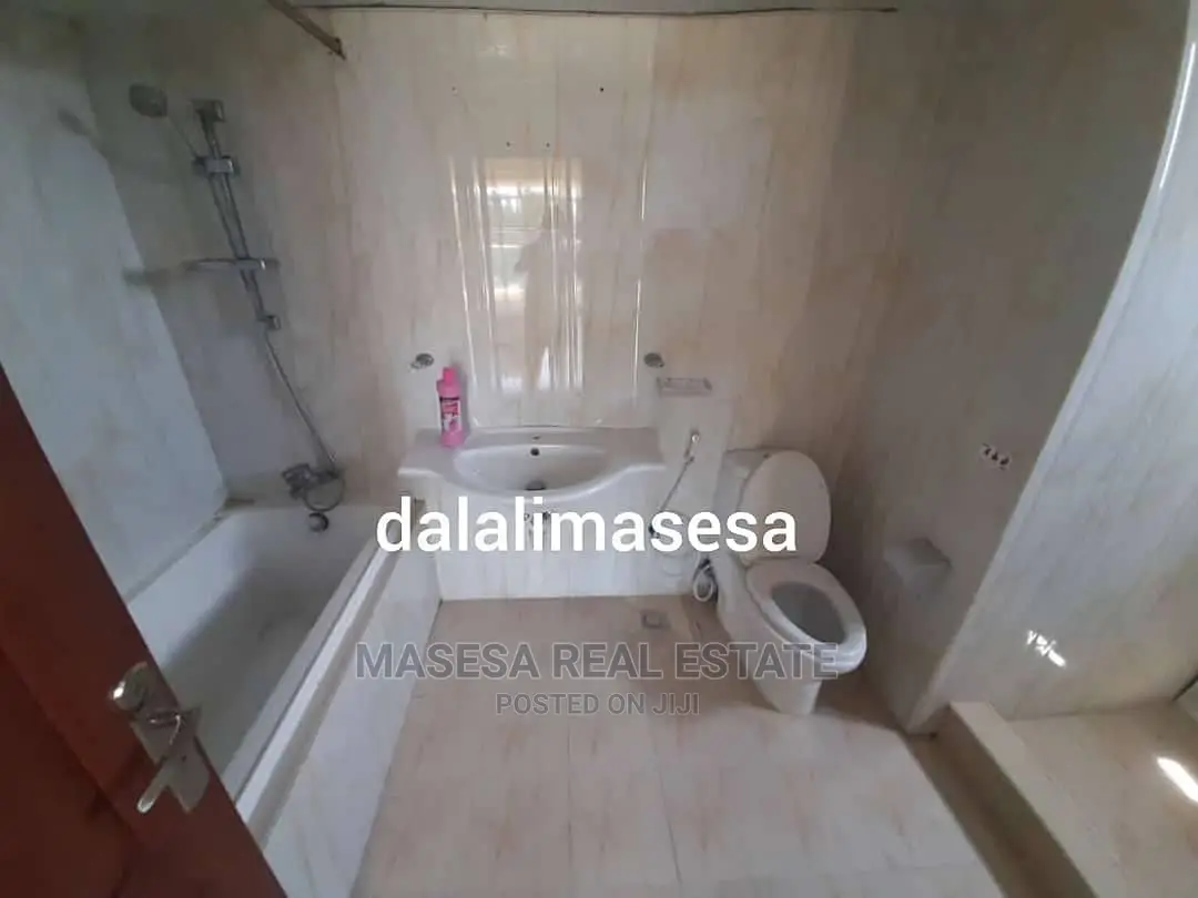 Furnished 3bdrm Apartment in Upanga East for rent