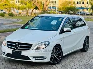Mercedes-Benz B-Class 2013 White