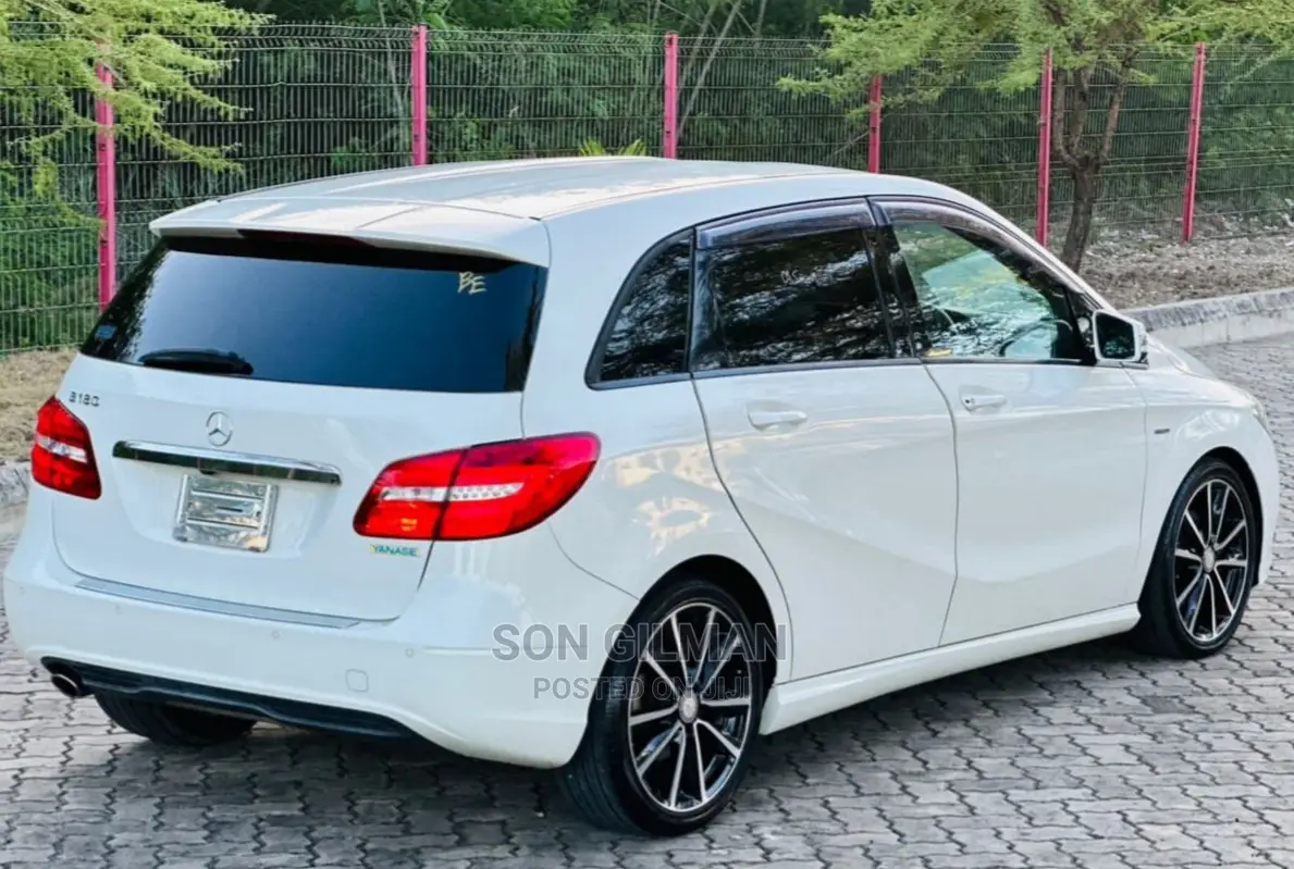 Mercedes-Benz B-Class 2013 White