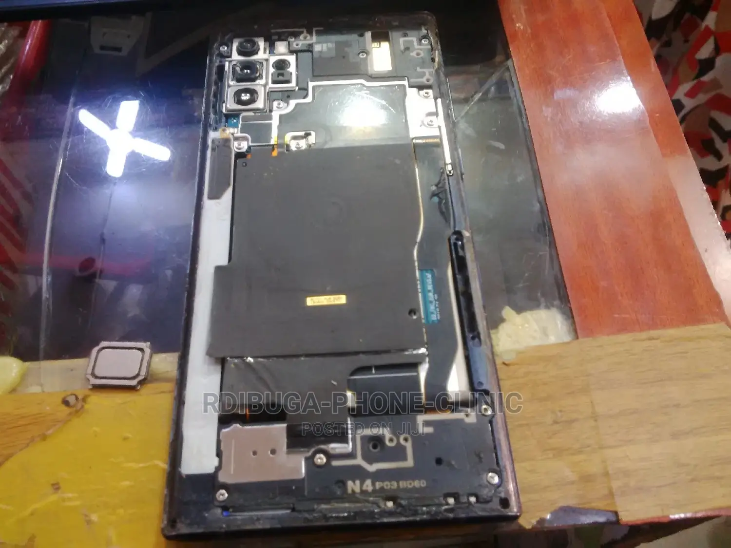 Samsung Note 10+ Ikibadilishwa System Charge Na Mfuniko