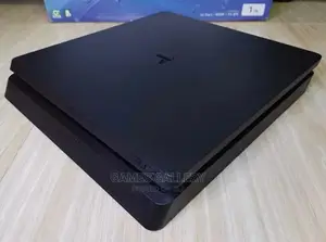 Ps4 Slim + Fifa23 Only