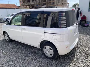 Toyota Sienta 1.5 FWD 2004 White