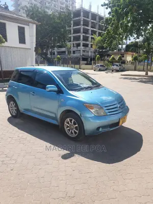 Toyota IST 2004 Pearl
