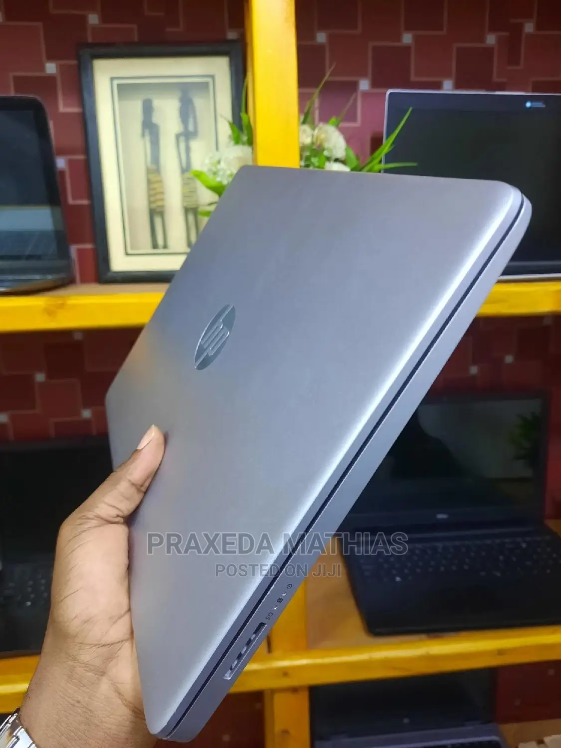 Laptop HP 14-Dq1025cl 8GB Intel Core I7 SSD 512GB