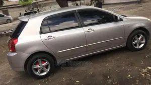 Toyota Corolla RunX 2007 Gold
