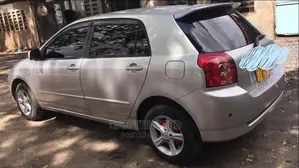 Toyota Corolla RunX 2007 Gold