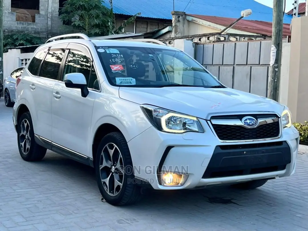 Subaru Forester 2013 White