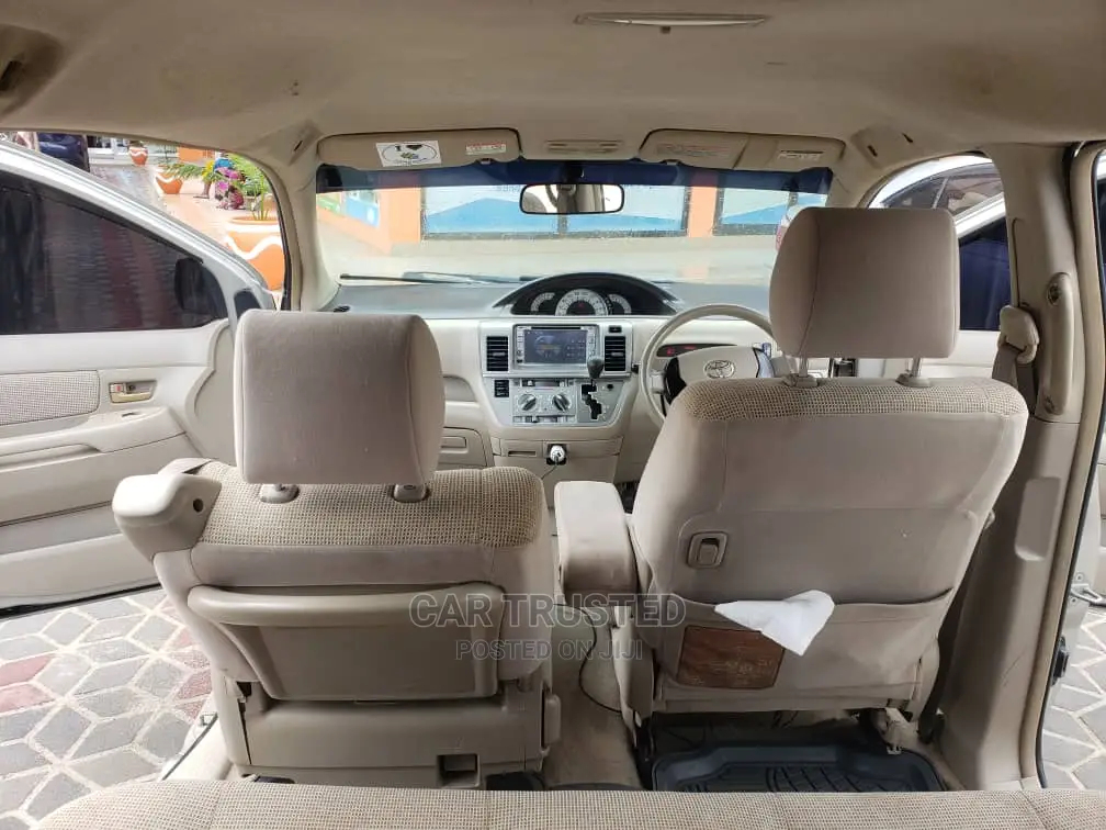 Toyota Raum 1.5 FWD 2004 Silver