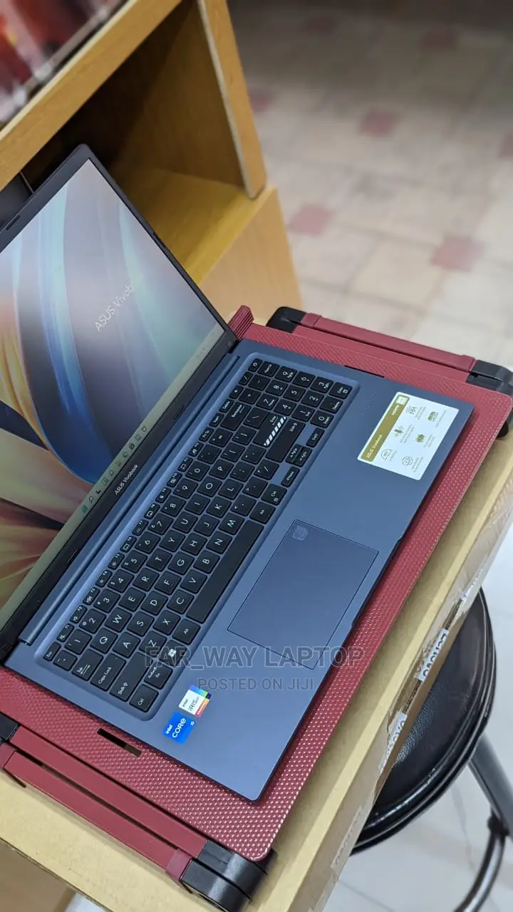 New Laptop Asus VivoBook 15 X505BA 12GB Intel Core I5 SSD 512GB