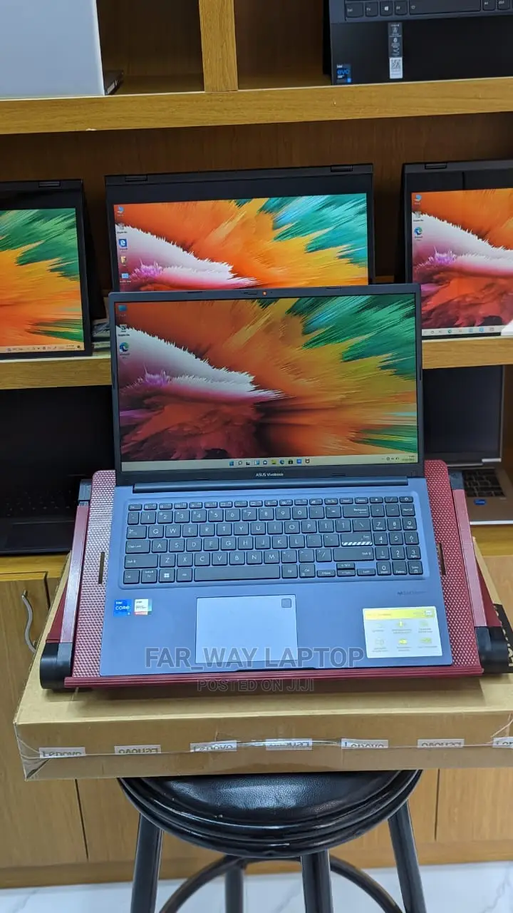 New Laptop Asus VivoBook 15 X505BA 12GB Intel Core I5 SSD 512GB