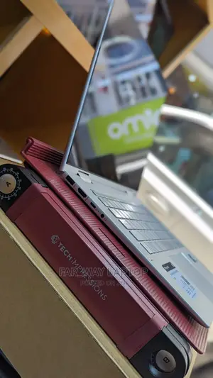 New Laptop HP Envy 14 16GB Intel Core I5 SSD 512GB