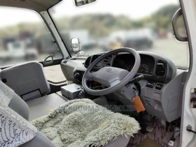 Toyota Coaster 2003 White