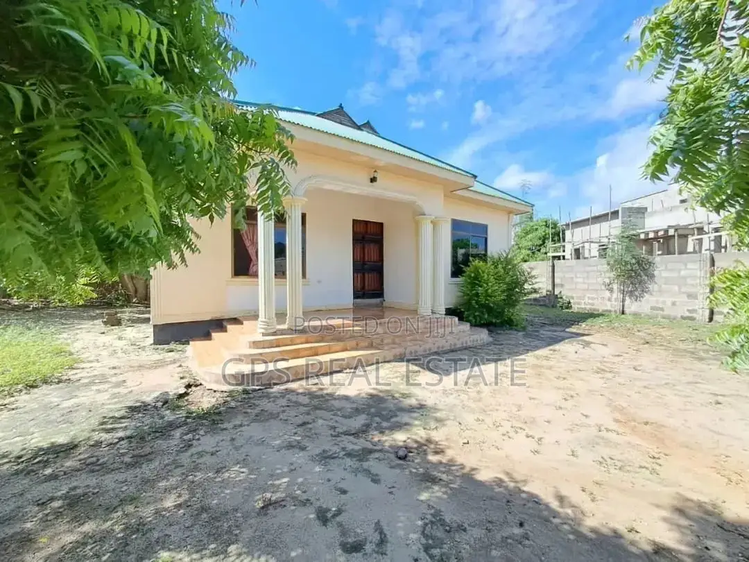 4bdrm House in Kjnyerezi, Kinondoni for Sale