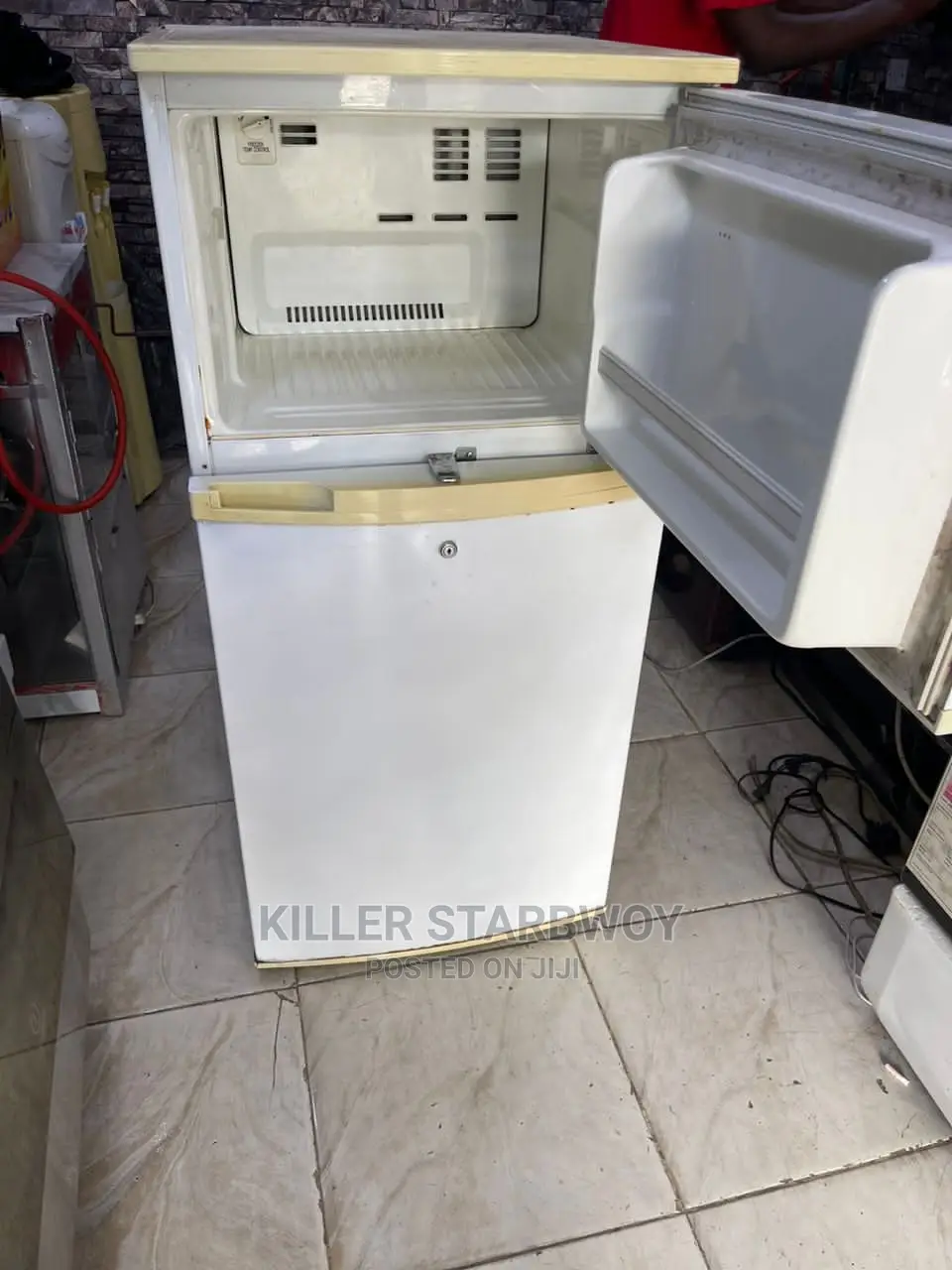 Fridge Milango Miwili Nzur Kabisa