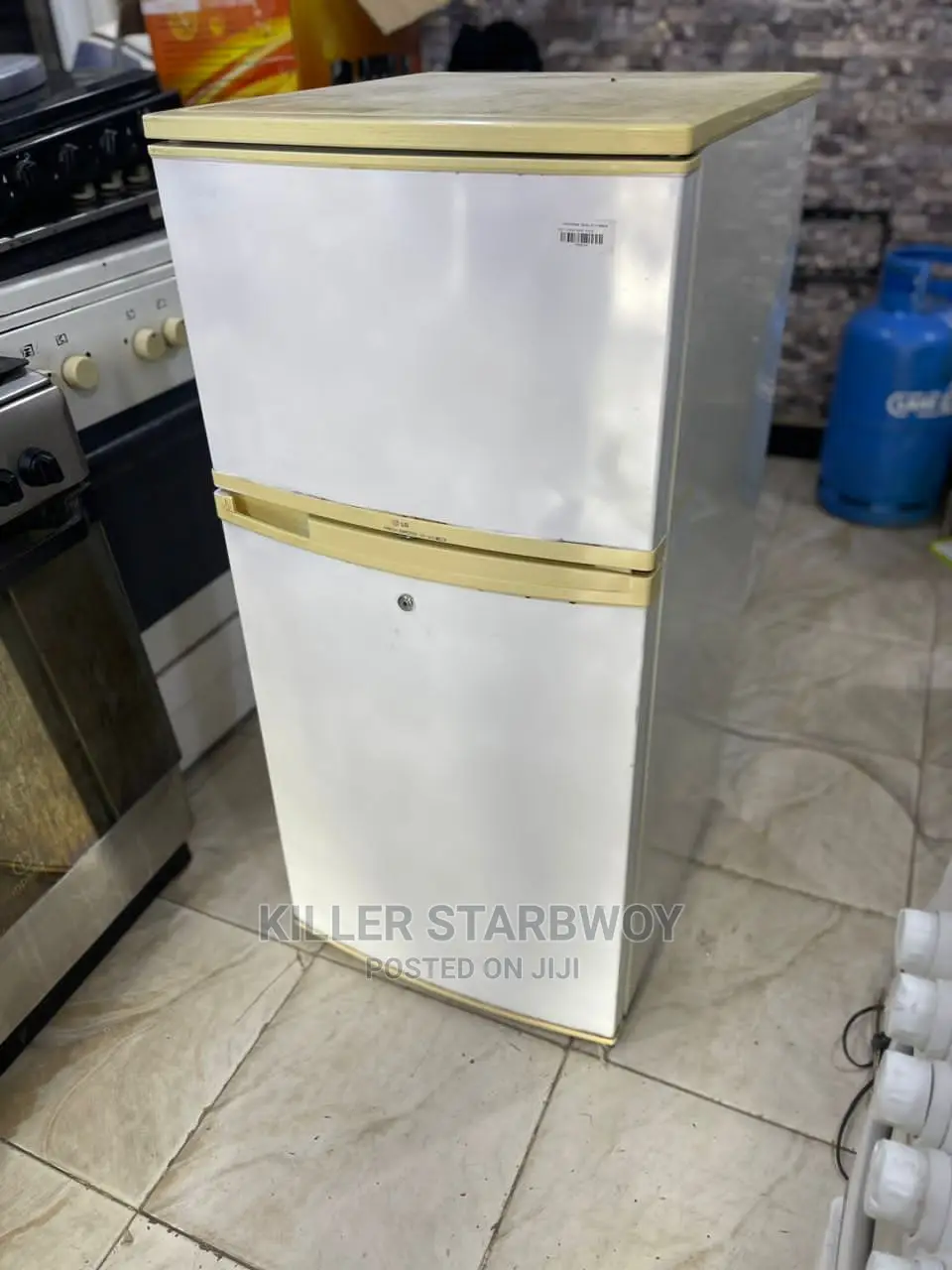 Fridge Milango Miwili Nzur Kabisa