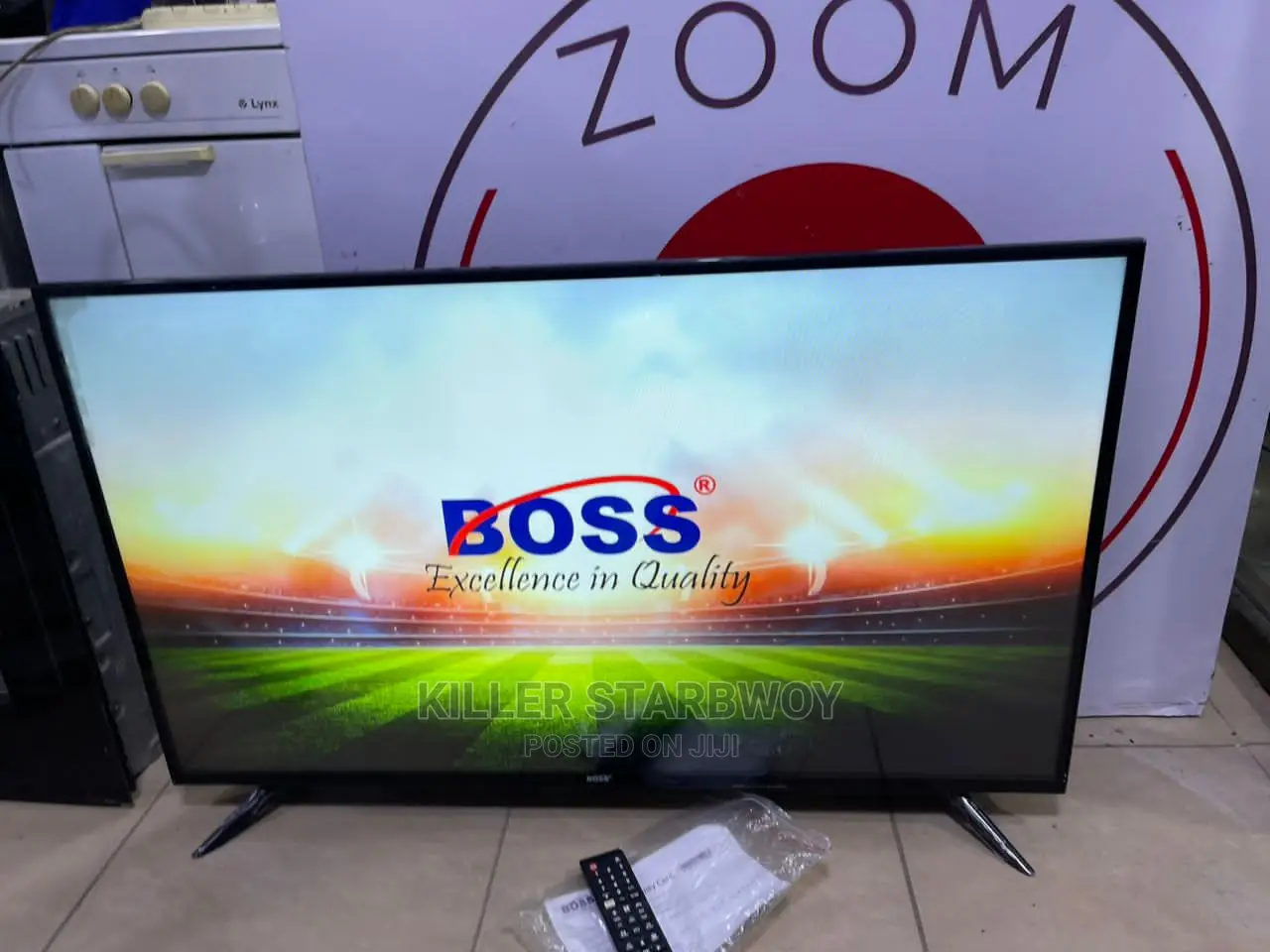 Smart, Inchi 43, Bei 520,000/= Tsh
