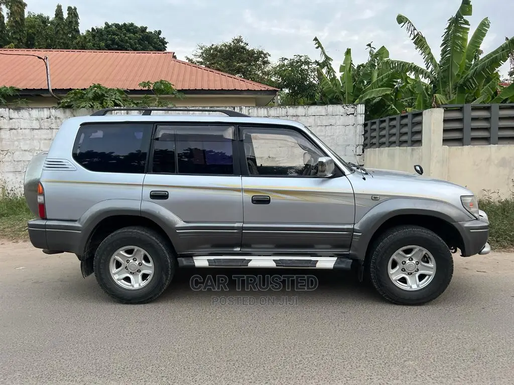 Toyota Land Cruiser Prado 3.0 D-4d 3dr 2000 Silver