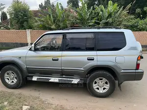 Toyota Land Cruiser Prado 3.0 D-4d 3dr 2000 Silver