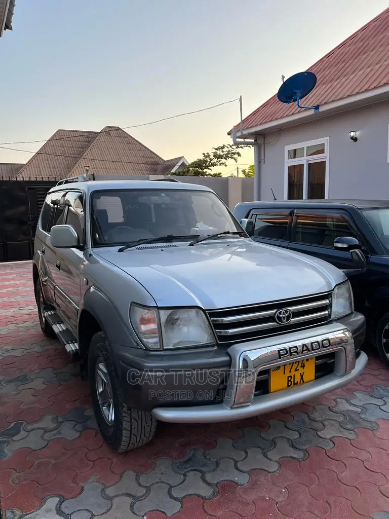 Toyota Land Cruiser Prado 3.0 D-4d 3dr 2000 Silver