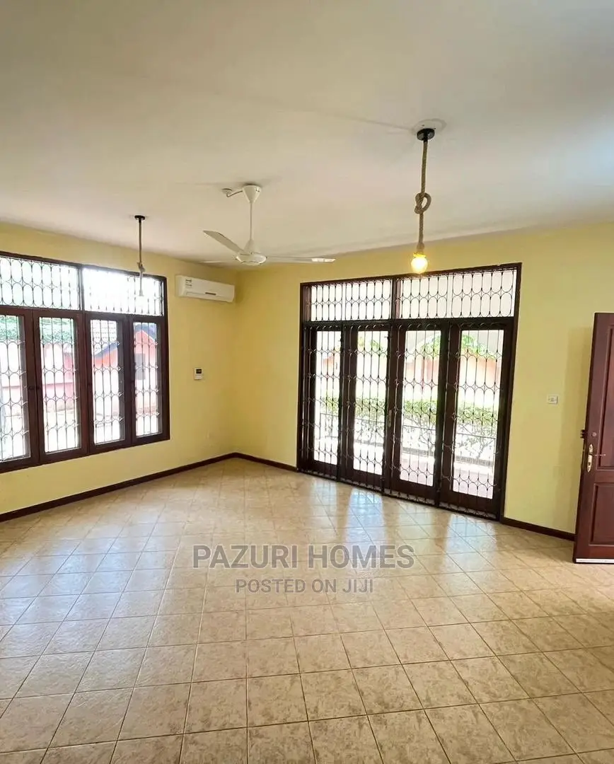 5bdrm Bungalow in Masaki for Rent