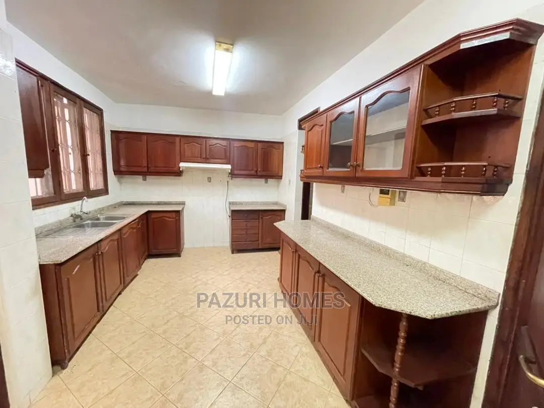 5bdrm Bungalow in Masaki for Rent