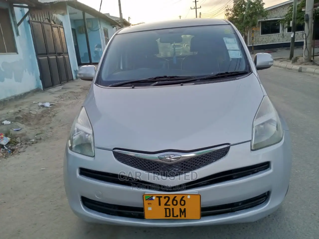 Toyota Ractis 1.5 FWD 2007 Silver