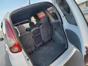 Toyota Fun Cargo 2004 White