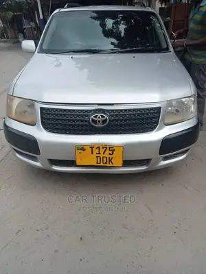 Toyota Probox 1.5 F 4WD 2003 White