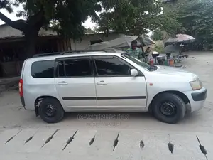 Toyota Probox 1.5 F 4WD 2003 White