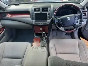 Toyota Crown 2008 Black
