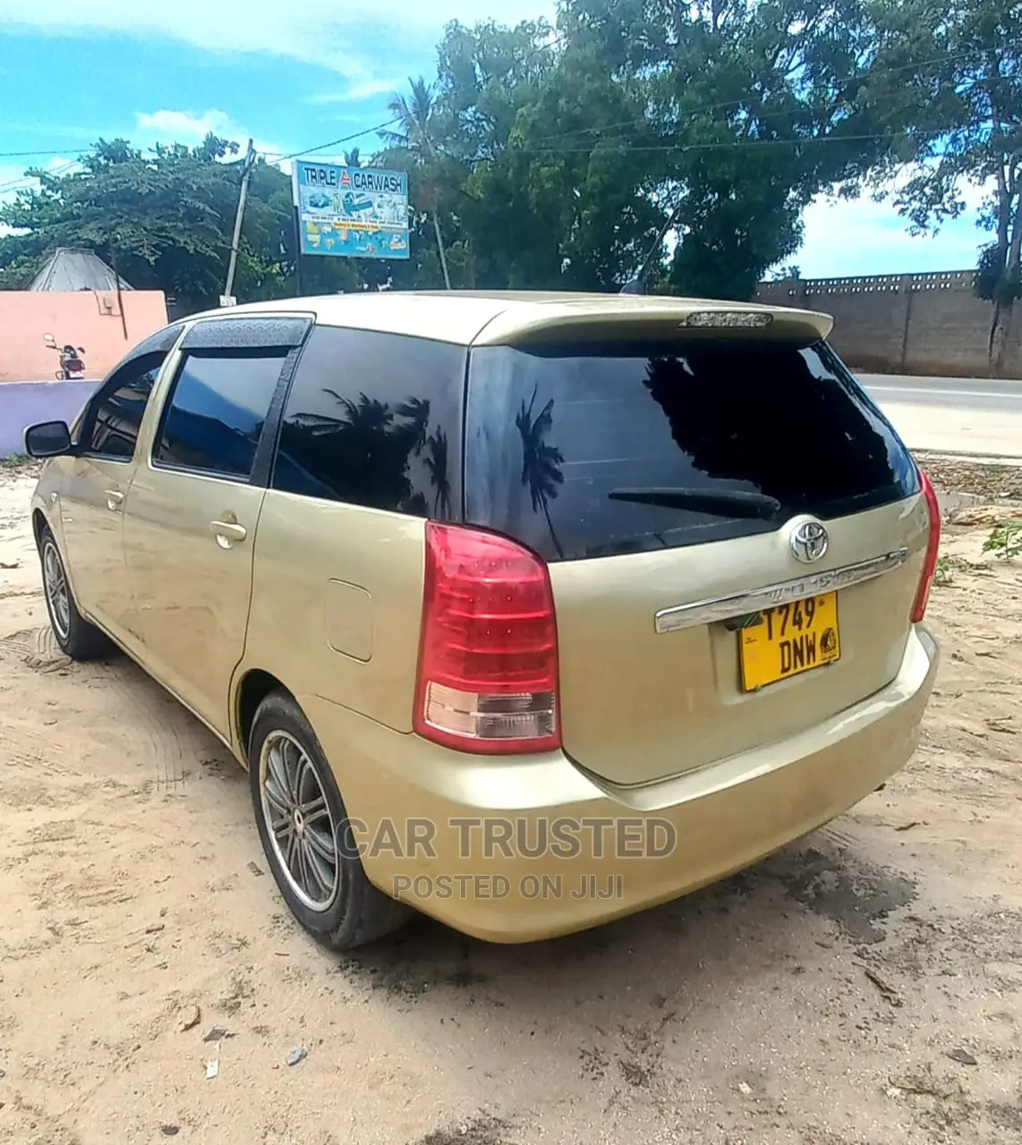 Toyota Wish 2006 Gold